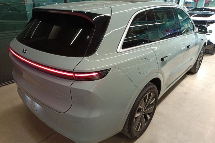 Used Li Auto L6 2025 Pro Smart Refresh Edition
