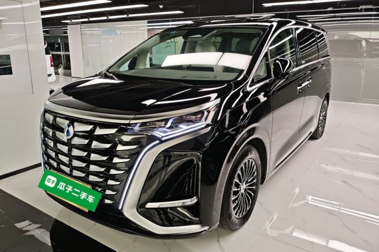 Used Denza D9 2022 DM-i 970 Four-Wheel Drive Flagship Model