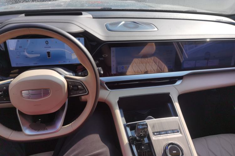 Used Geely Auto Monjaro L 2025 Dongfang Yao 2.0TD Automatic All-Wheel-Drive Wangyue Edition
