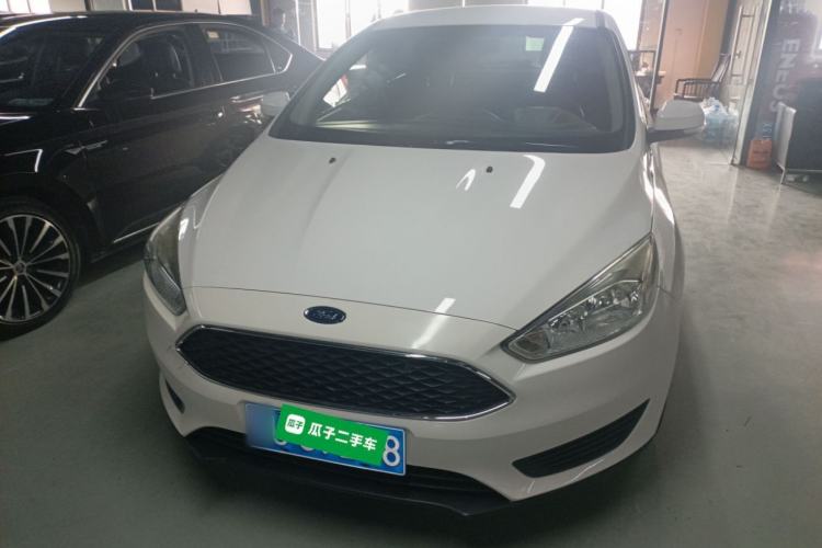 Used Ford Focus 2018 Hatchback Classic 1.6L Automatic Comfort Plus SmartDrive Edition
