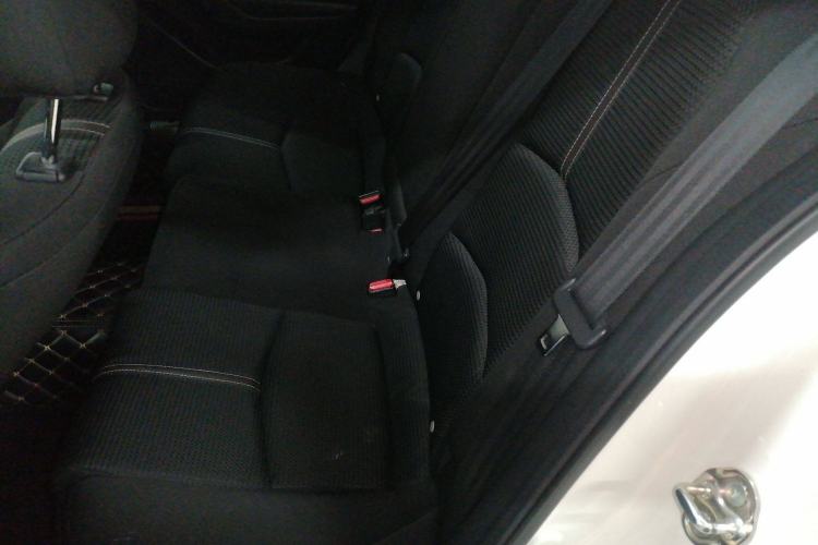 Used Mazda Mazda 3 Axela 2019 Cloud-Controlled Version Sedan 1.5L Automatic Luxury Trim China V Standard
