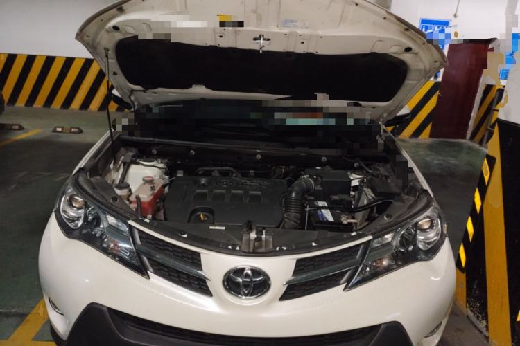 Used Toyota RAV4 2015 2.0L CVT Four-Wheel Drive New Edition