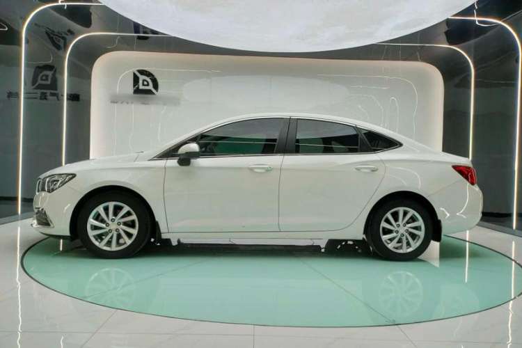 Used Buick Verano 2019 Sedan 15S Automatic Leading Model
