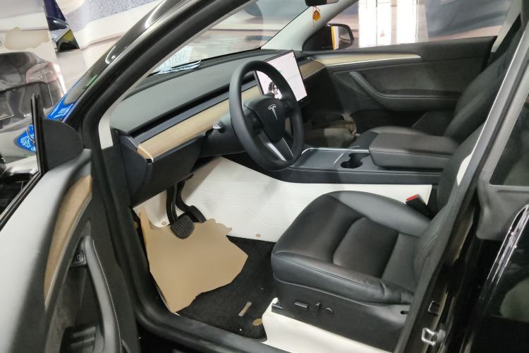 Used Tesla Model Y 2021 Standard Range Rear-Wheel Drive Version