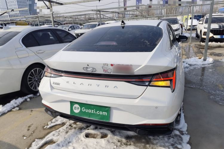 Used Hyundai Elantra 2022 1.5L CVT LUX Prestige Edition
