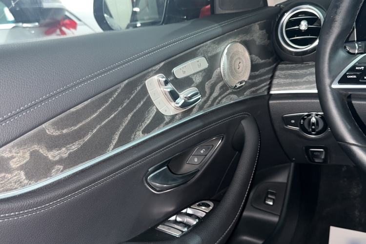 Used Mercedes-Benz E-Class 2023 Updated E 300 L Luxury Edition
