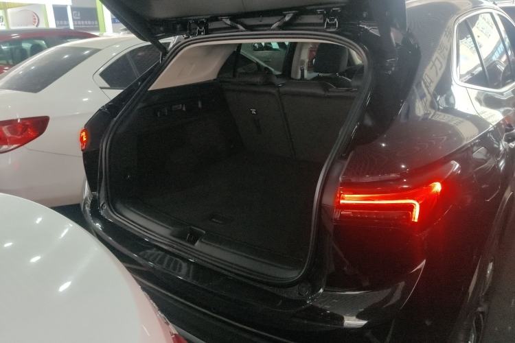 Used Buick Envision 2023 Encore S 552T Two-Wheel Drive Luxury Model
