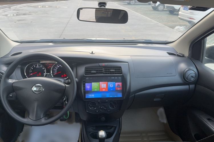 Used Nissan Livina 2013 1.6XE Manual Comfort Edition