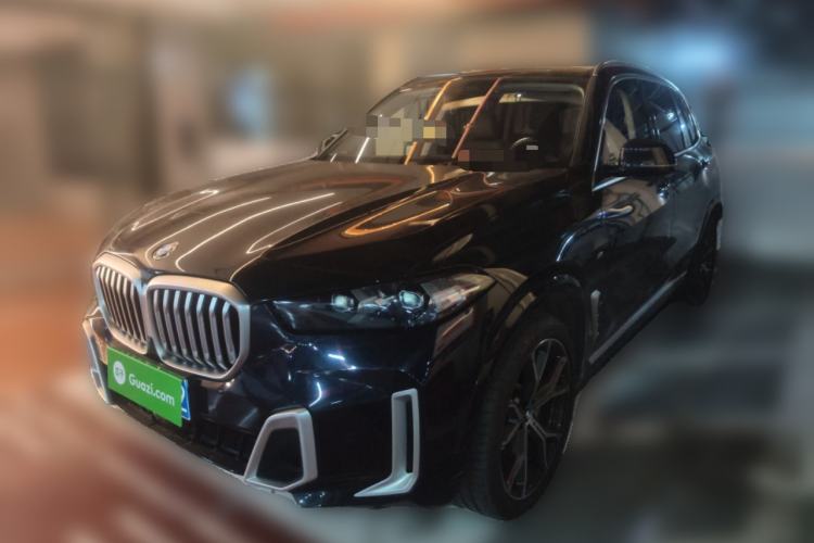 Used BMW X5 2023 xDrive 30Li Luxury M Sport Package