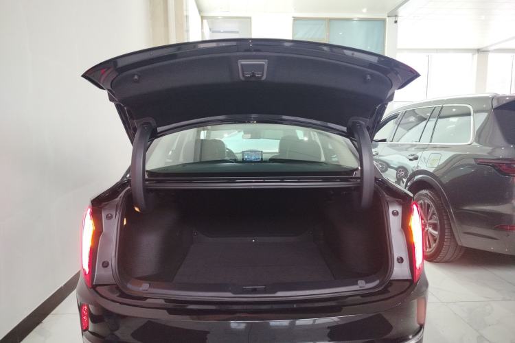 Used Hongqi E-QM5 2024 500km Range Edition