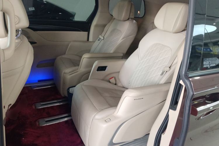 Used Buick GL8 2022 ES Landtrek 653T Flagship Model
