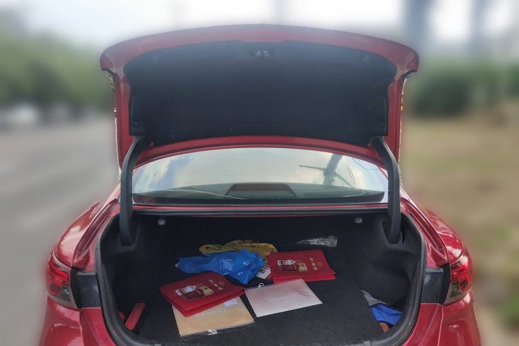 Used Mazda Atenza 2017 2.5L Blue Sky Prestige Edition
