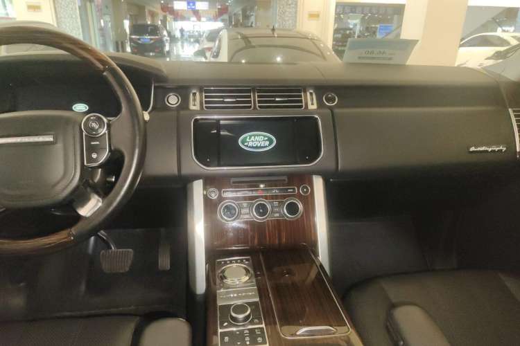 Used Land Rover Range Rover 2015 3.0 SC V6 Vogue
