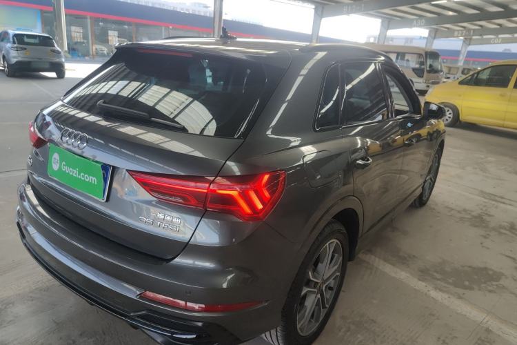 Used Audi Q3 2023 35 TFSI Fashion Dynamic Model (1.4T)
