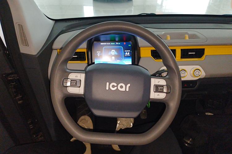 Used Chery QQ Ice Cream 2022 120km Conical Shape Lithium Iron Phosphate