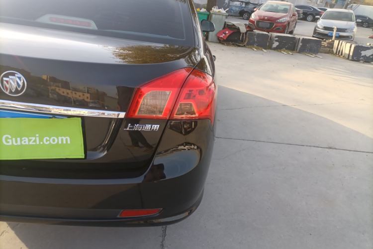 Used Buick Excelle 2015 1.5L Automatic Classic Model
