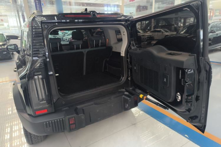 Used JETOUR Traveler 2023 2.0T Four-Wheel Drive Conqueror