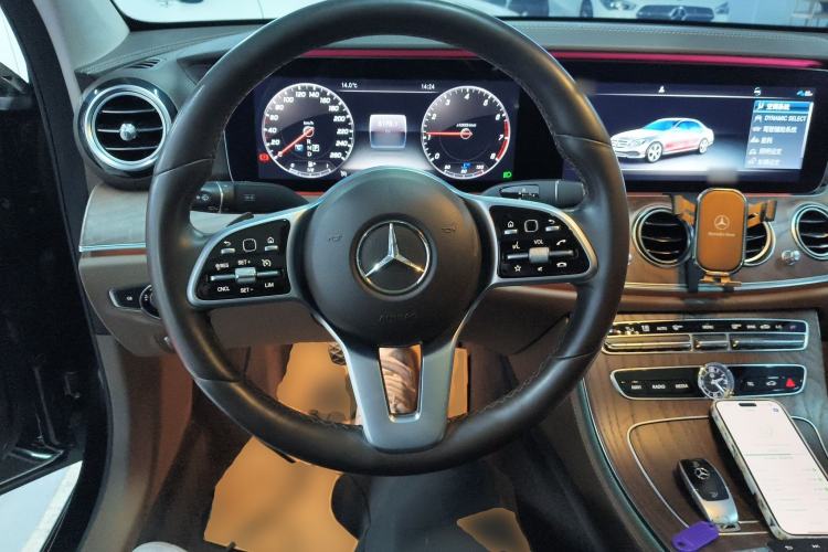 Used Mercedes-Benz E-Class 2019 E 200 L
