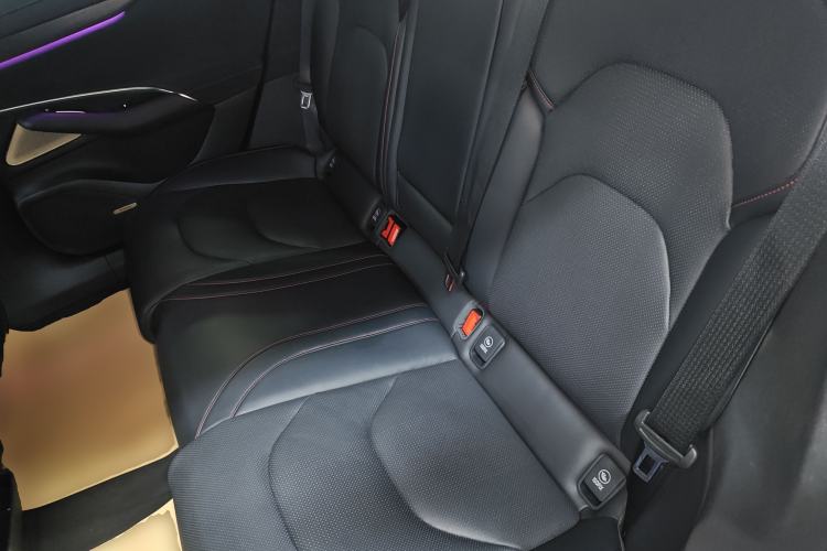 Used Xiaomi Auto SU7 2024 Rear-Drive Long-Range Intelligent Driving Version