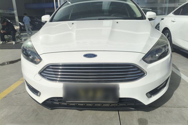 Used Ford Focus 2015 Sedan EcoBoost 180 Automatic Elite Model
