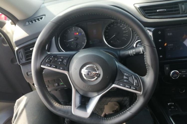 Used Nissan X-Trail 2019 2.0L CVT Smart Connect Comfort Edition 2WD
