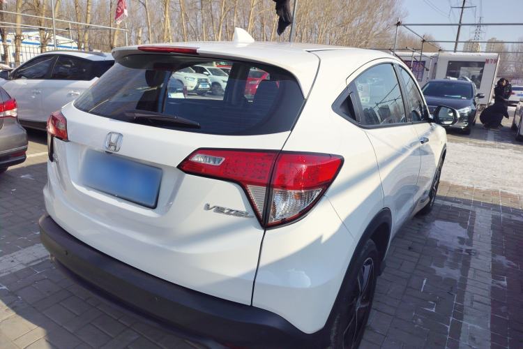Used Honda Vezel 2020 1.5L CVT Pioneer Edition
