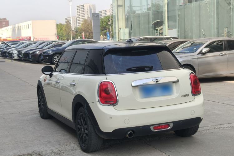 Used  MINI 2016 1.5T COOPER Five-Door Edition
