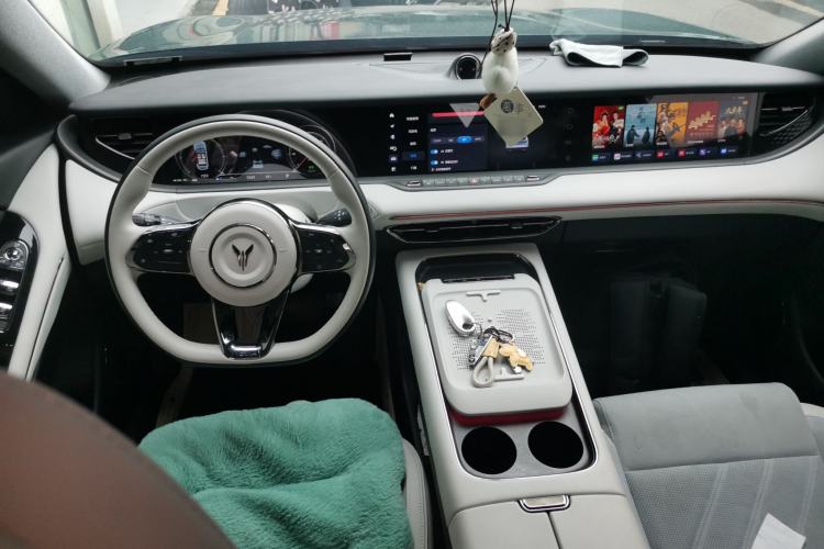 Used VOYAH FREE 2025 318 318 km Rear-Drive Touring Edition
