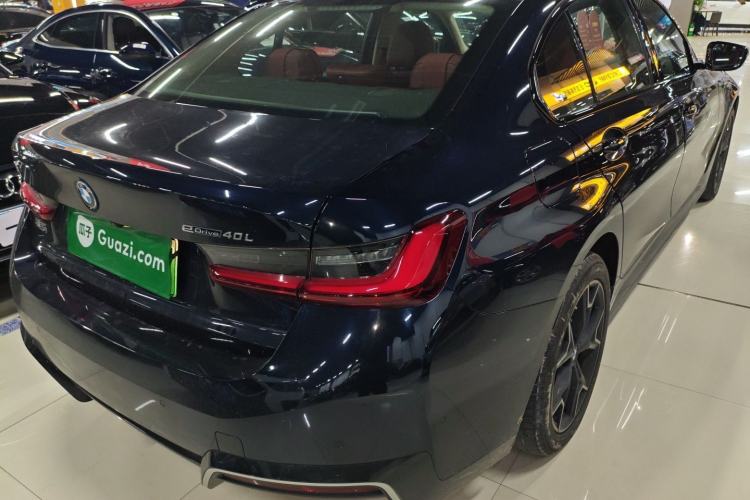 Used BMW i3 2025 eDrive 40 L Midnight Edition
