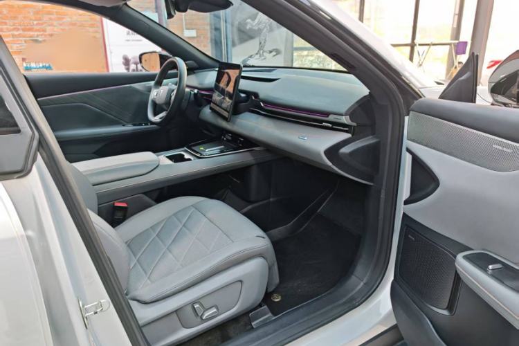 Used  S05 2024 510 Ultra Pure Electric Version