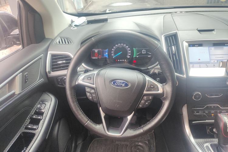 Used Ford Edge 2016 EcoBoost 245 Four-Wheel Drive Titanium Edition 7-Seater
