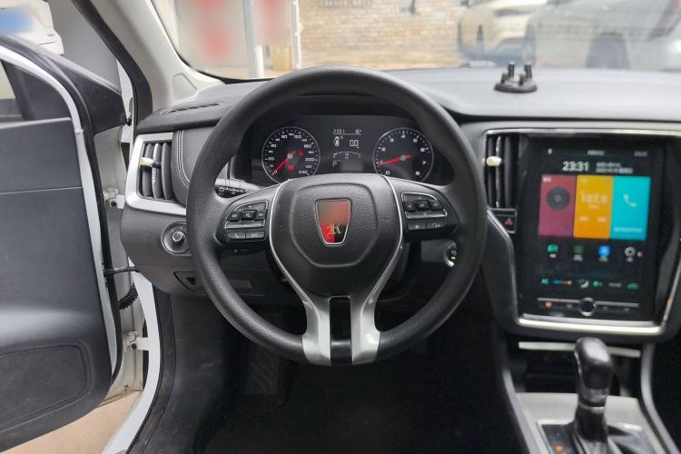 Used Roewe i6 2020 PLUS 1.6L CVT 4G Connected Glory Flagship Edition
