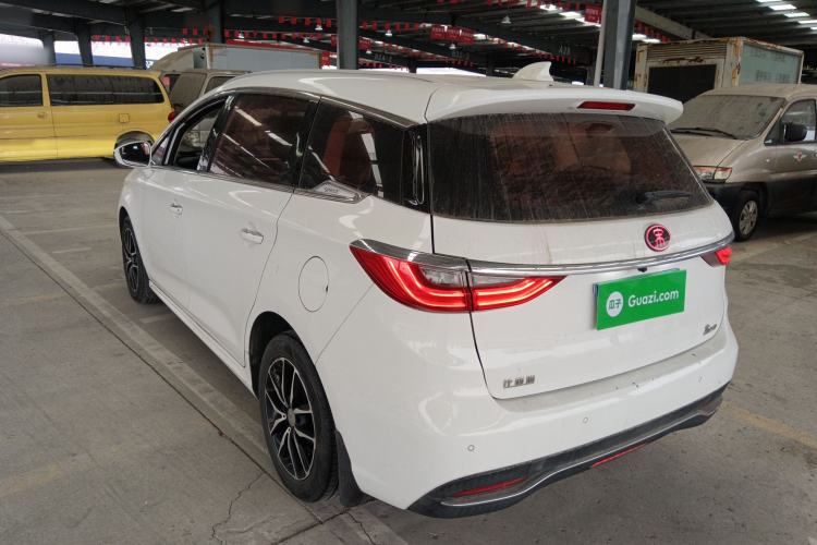 Used BYD Song MAX 2017 1.5T Automatic Smart Connect Elite 7-Seater