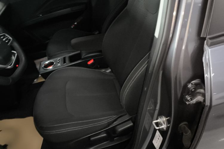 Used NETA V 2021 Standard Range Entertainment Version – Upgraded Model
