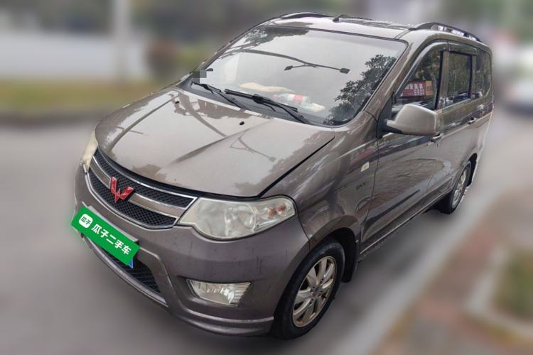 Used Wuling Hongguang 2014 1.5L S Standard Version
