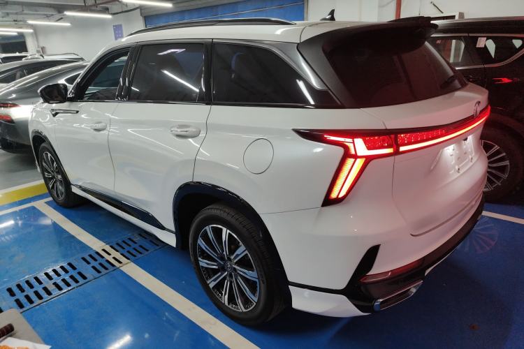 Used Changan CS75 PLUS 2023 3rd Generation 1.5T Automatic Prestige Model
