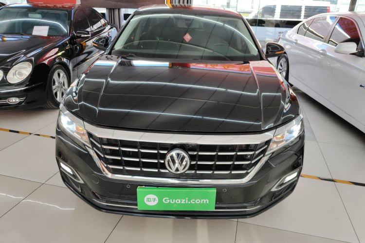 Used Volkswagen Passat 2019 330TSI Elite Edition China VI
