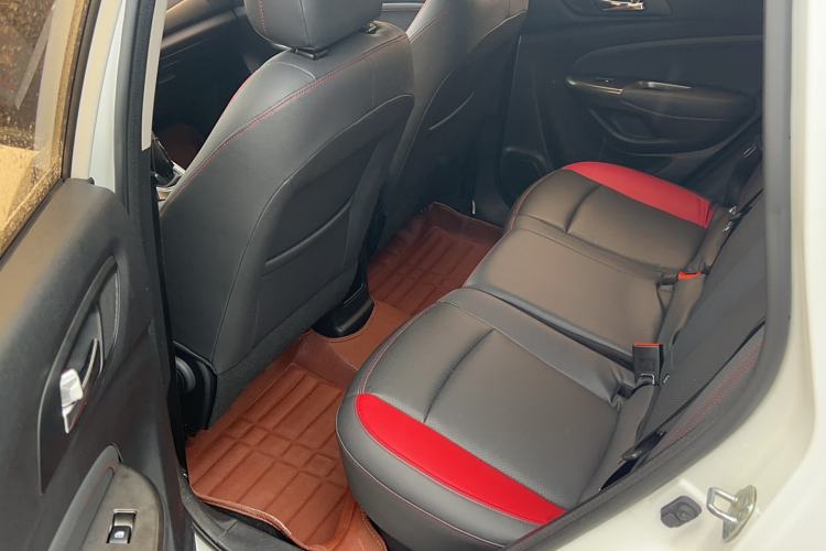 Used Changan CS15 2016 1.5L Manual Fashion Edition
