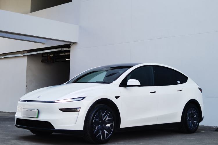 Used Tesla Model Y L 