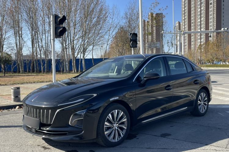 Used Hongqi E-QM5 2022 431 km Charge & Enjoy Edition