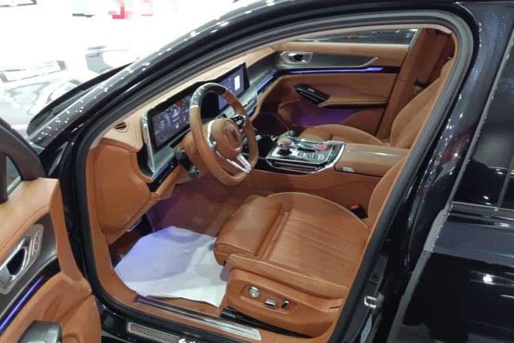 Used Hongqi H9 2024 2.0T Qichang Private Enjoyment Luxury Edition
