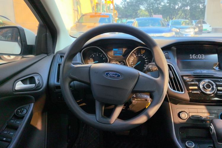 Used Ford Focus 2018 Hatchback Classic 1.6L Automatic Comfort Plus SmartDrive Edition