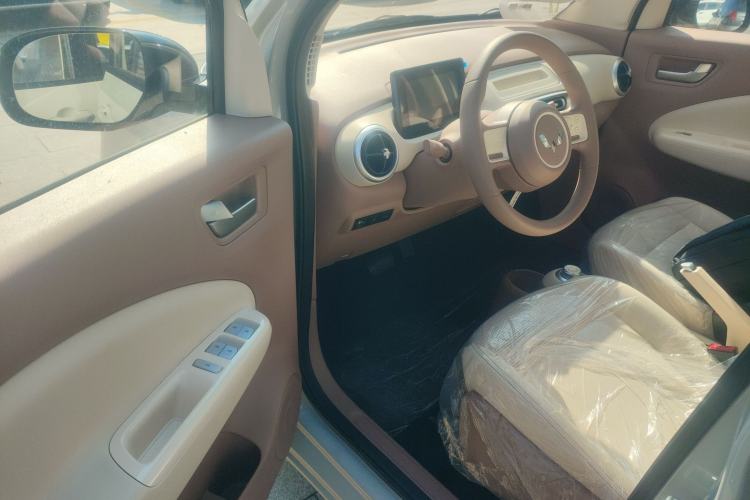 Used Wuling Hongguang MINIEV 2025 Four-Door Version Advanced Edition
