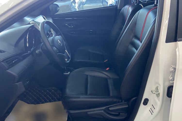 Used Toyota YARiS L 2022 X-Trail 1.5L CVT Luxury PLUS Edition
