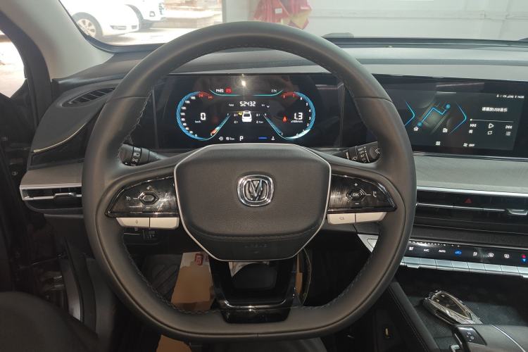 Used Changan Eado 2023 Changan Edition PLUS Blue Whale NE 1.4T GDI DCT Prestige Version
