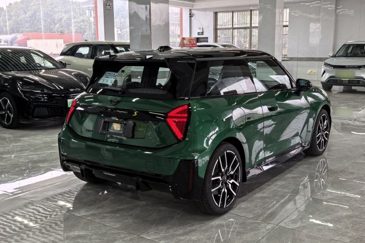 Used  Electric MINI COOPER 2024 452km COOPER SE Racing Driver