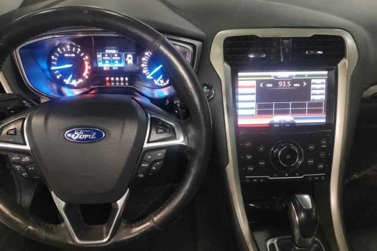 Used Ford Mondeo 2013 2.0L GTDi 200 Fashion Edition
