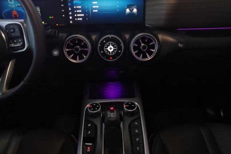 Used Tank 300 2021 City Edition 2.0T—Truly Stylish
