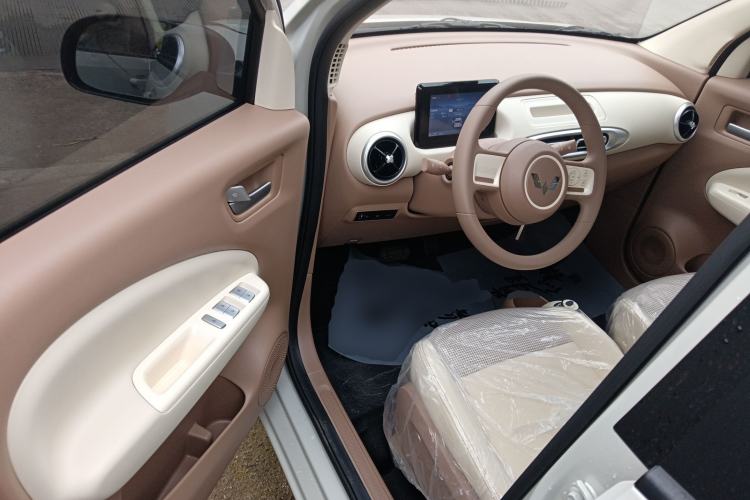 Used Wuling Hongguang MINIEV 2025 Four-Door Version Advanced Edition
