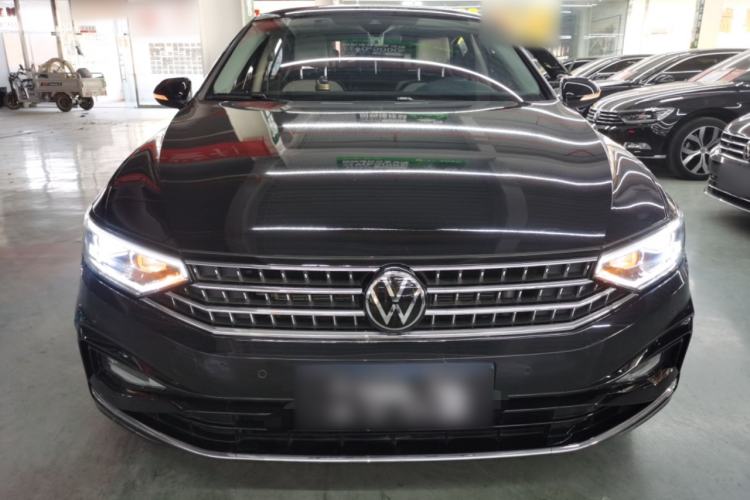 Used Volkswagen Magotan 2023 2 Million Units Commemorative Edition 330TSI DSG Luxury Version
